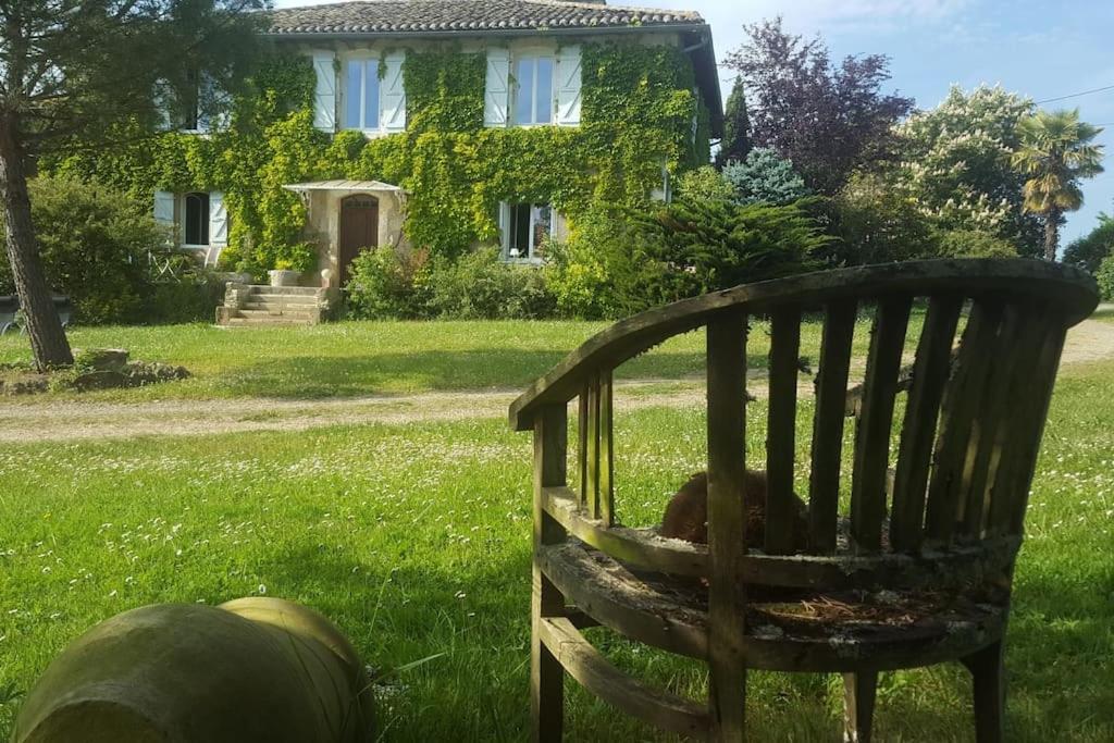 Maison Du 18E De Charme Au Calme Idrac-Respailles Exteriér fotografie